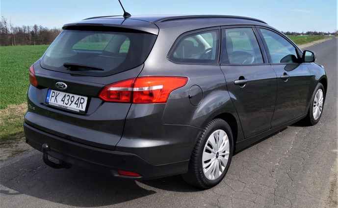 Ford Focus cena 29700 przebieg: 140000, rok produkcji 2015 z Kalisz małe 781